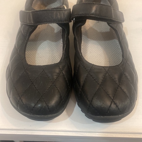 Youth Land’s End Quilted Velcro Shoes - Picture 6 of 16